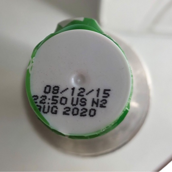 🆕 SodaStream Splash PLAY Carbonated Sparkling Water Maker Starter Kit - Picture 9 of 12